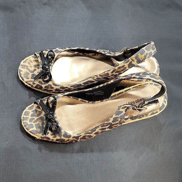 MONTEGO BAY CLUB LEOPARD BROWN CAMINO PEEP-TOE WEDGE SANDAL - Picture 8 of 14